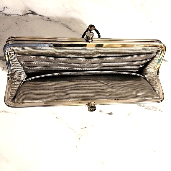 HOBO Int'l Black/Red Patent Leather Woven 'Lauren' Wallet/Clutch - Picture 4 of 12